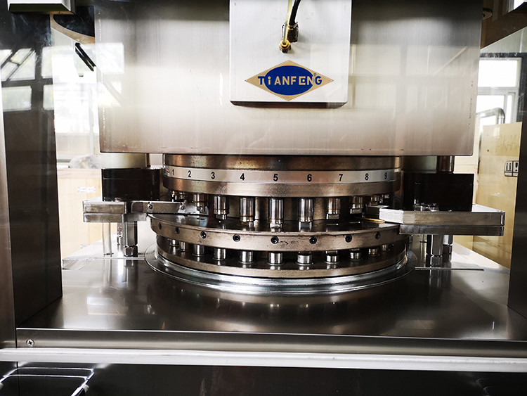 PCes feitos sob encomenda da máquina 150000 da imprensa da tabuleta do comprimido do trabalho feito com ferramentas de ZPG43 B/hora 5,5 quilowatts