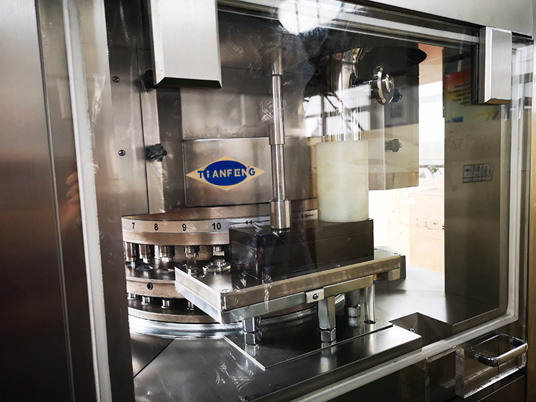 Máquina automática de compressão de comprimidos farmacêuticos tipo rotativo 5,5 KW