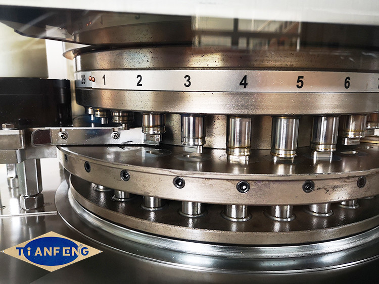 PCes feitos sob encomenda da máquina 150000 da imprensa da tabuleta do comprimido do trabalho feito com ferramentas de ZPG43 B/hora 5,5 quilowatts