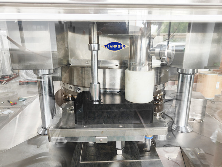 ZPW31 Máquina rotativa para comprimidos de dupla camada 60.000 peças/hora com 2 alimentadores forçados