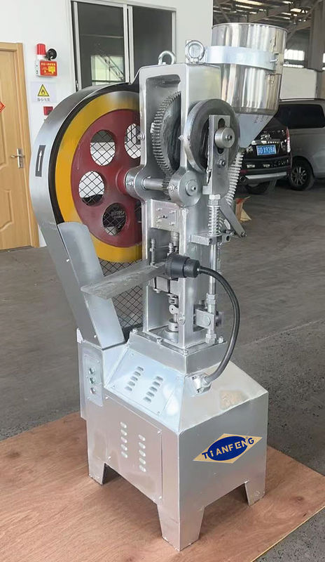 Prensa de comprimidos de caixa de flores de saída de uma única camada com pressão de 60 KN e capacidade de 2800 pcs/hora