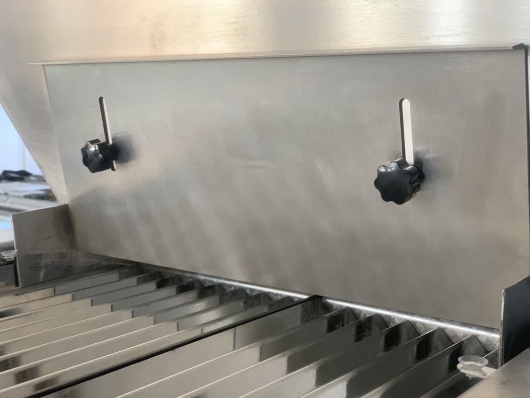 Máquina de Contagem e Enchimento de Tensão 50HZ/60HZ, Capacidade de 10-120 Frascos/minuto para Enchimento Rápido e Preciso