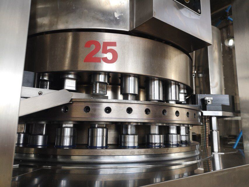 ZP25 Model 3 Layers Rotary Tablet Press Machine with SGS Certified Stainless Steel Construction