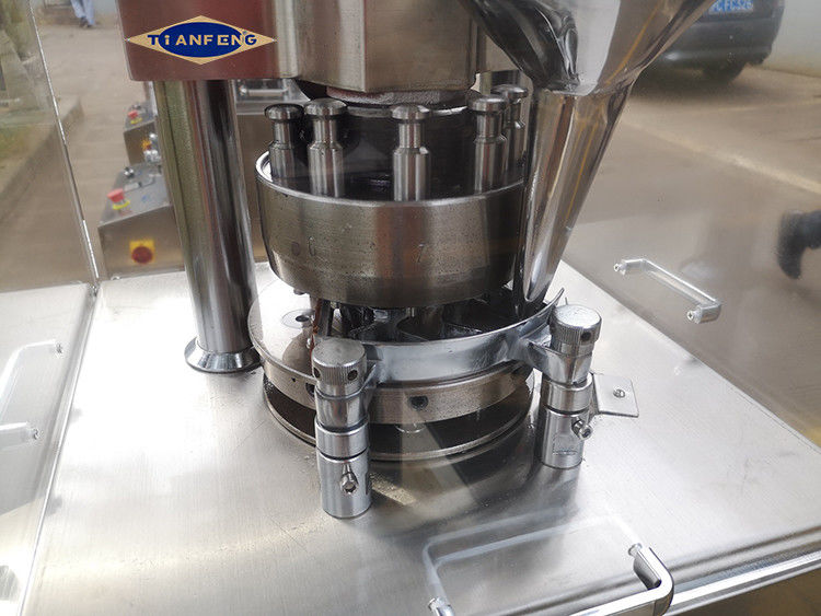 Máquina automática de prensagem rotativa de comprimidos 320kg 600*540*1200mm Para produção em massa