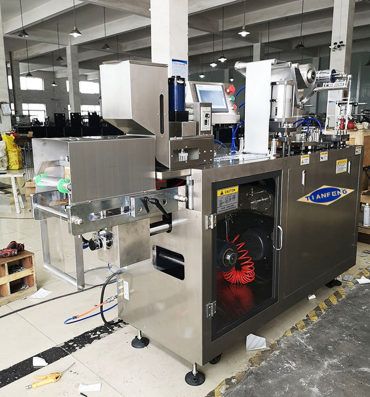 As tabuletas empolam a máquina de embalagem da tira do curso da máquina de empacotamento 120mm